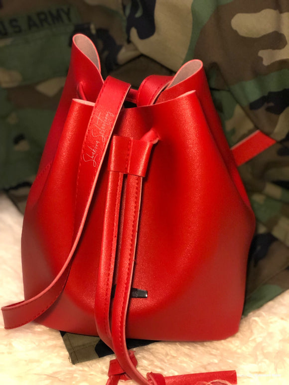 Stella: Red Bucket Bag